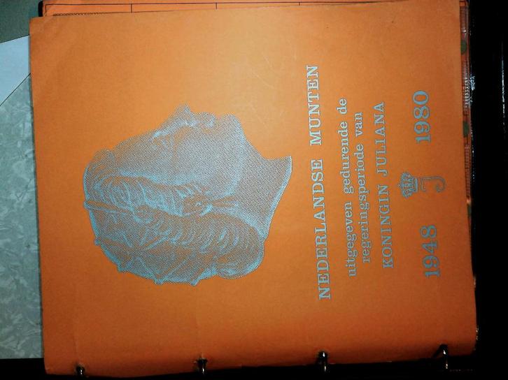 Album met munten Juliana 1948-1980, Postzegels en Munten, Munten en Bankbiljetten | Verzamelingen, Munten, Nederland, Ophalen of Verzenden