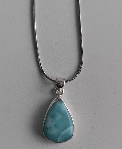 Edelsteenhanger Larimar in Zilver "Nieuw", Sieraden, Tassen en Uiterlijk, Kettinghangers, Nieuw, Zilver, Blauw, Overige voorstellingen