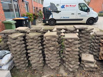 250 Tuintegels 30x30 - Ophalen! beschikbaar voor biedingen