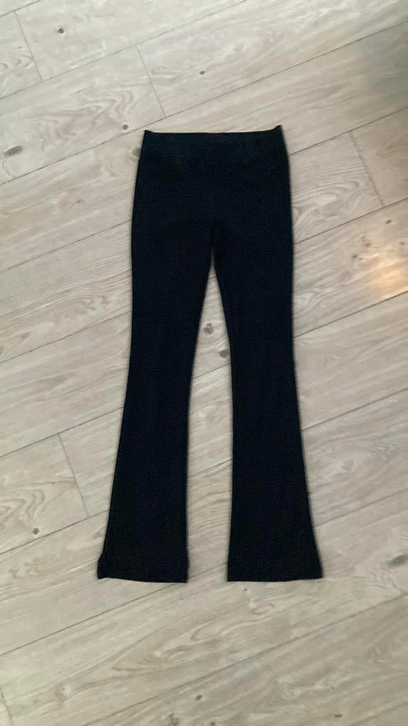 Zwarte flairbroek / yoga broek / joggingbroek, Ophalen of Verzenden, Zo goed als nieuw, Meisje, Broek