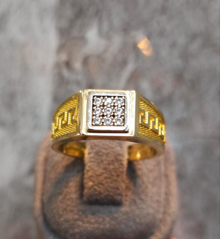 Mooie massief 14k gouden ring  7 gram, Sieraden, Tassen en Uiterlijk, Ringen, Zo goed als nieuw, Heer, 17 tot 18, Goud, Goud, Ophalen of Verzenden