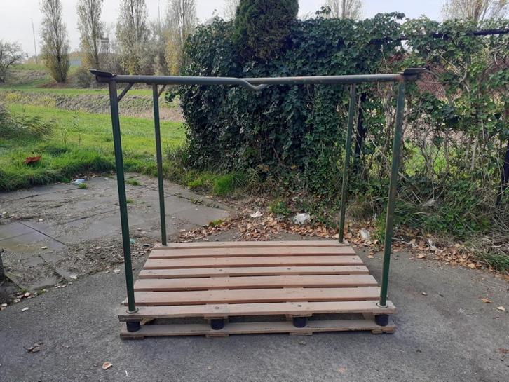 Pallet kooien stapelbaar groot formaat 60 stuks te koop, Doe-het-zelf en Verbouw, Hout en Planken, Gebruikt, Pallet, Overige houtsoorten