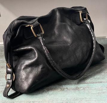 Ferchi. Zwarte leren tas.   beschikbaar voor biedingen