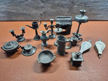 set van 15 tin miniaturen beschikbaar voor biedingen