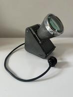 Vintage Discoop 939 diaviewer jaren 50 werkend / decoratief, Verzamelen, Fotografica en Filmapparatuur, Ophalen of Verzenden, 1940 tot 1960