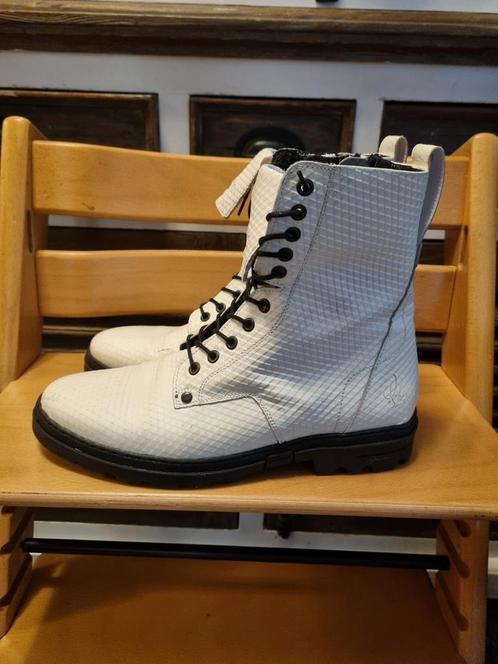 Rehab schoenen Darcey Triangle Maat 41 wit leer, Kleding | Dames, Schoenen, Zo goed als nieuw, Sneakers of Gympen, Wit, Ophalen of Verzenden