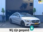 Mercedes-Benz CLA-klasse 180 PANO//AUTOMAAT//DEALER ONDERHOU, Auto's, Gebruikt, 4 cilinders, Leder en Stof, 122 pk