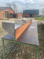 Grote werktafel, Ophalen