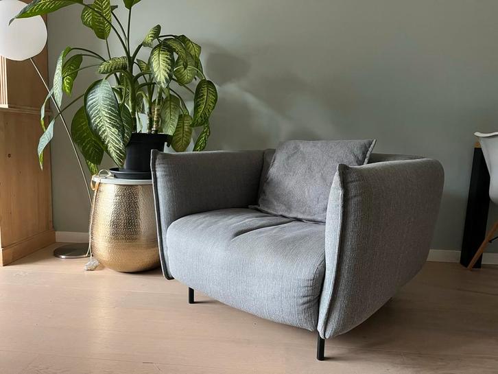 Brede Fauteuil grijs, Huis en Inrichting, Fauteuils, Gebruikt, Stof, 100 tot 125 cm, 75 tot 100 cm, Ophalen