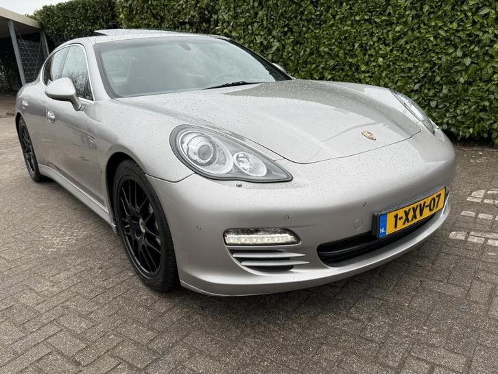 Porsche Panamera 4.8 4S V8 2010 Youngtimer Sportchrono Schui, Auto's, Porsche, Bedrijf, Panamera, 4x4, ABS, Adaptieve lichten