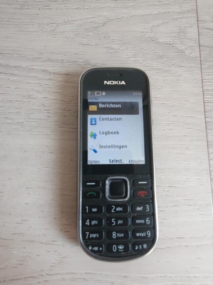 Zeldzame Nokia 3720 classic in goede staat, Telecommunicatie, Mobiele telefoons | Hoesjes en Frontjes | Nokia, Zo goed als nieuw