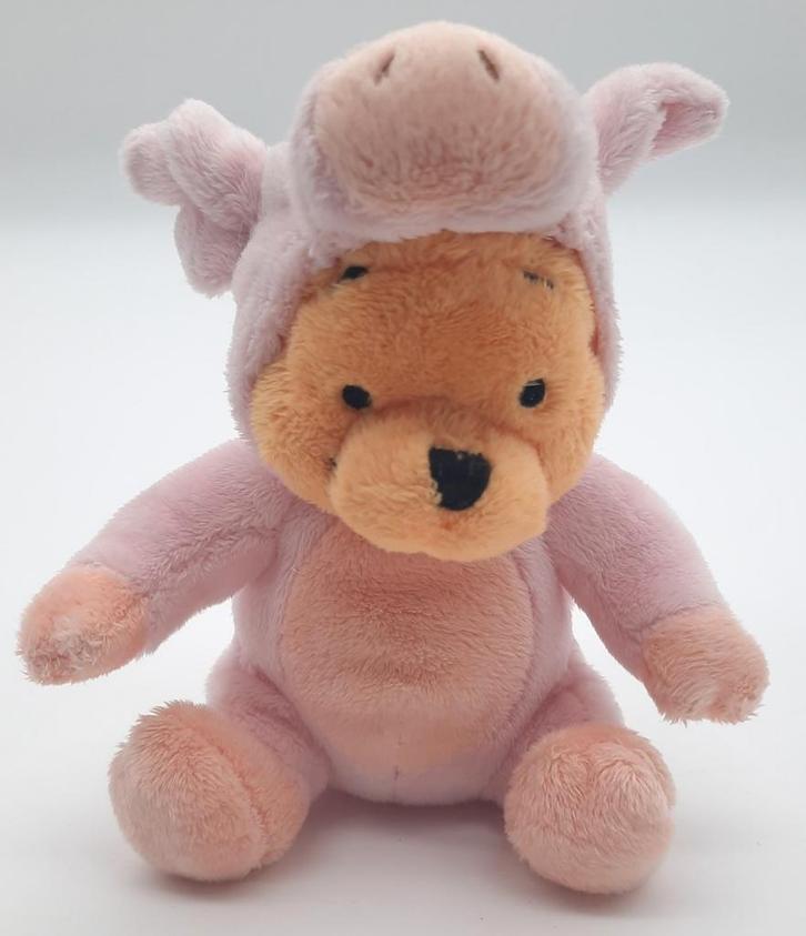 Winnie de Poeh knuffeltje in varkens onesie ca. 16cm, Verzamelen, Disney, Zo goed als nieuw, Knuffel, Winnie de Poeh of vrienden