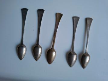 Zilveren thee lepeltjes  beschikbaar voor biedingen