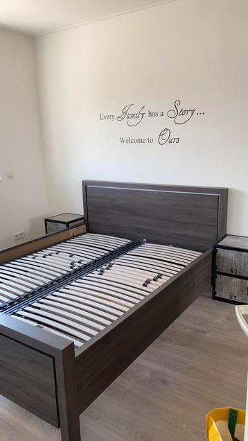 Ledikant 160x200 met verstelbare lattenbodem beschikbaar voor biedingen