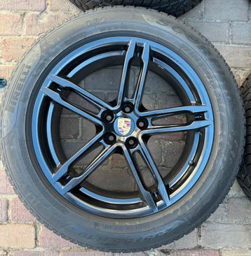 Winterset origineel Porsche 19” (breedset) Macan vanaf 2014 beschikbaar voor biedingen