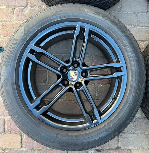 Winterset origineel Porsche 19” (breedset) Macan vanaf 2014, Auto-onderdelen, Banden en Velgen, Banden en Velgen, Winterbanden