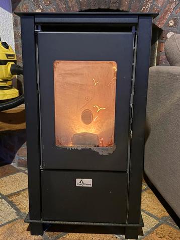 Pelletkachel livn flame, Tromvik 6 beschikbaar voor biedingen