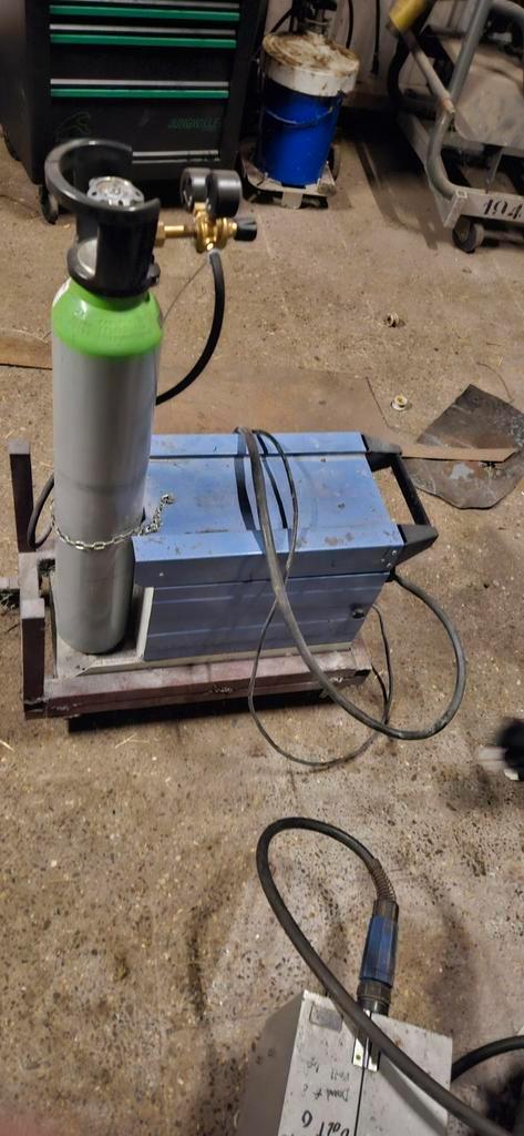Lasapparaat mig / mag evt met gasfles 0,8, Doe-het-zelf en Verbouw, Gereedschap | Lasapparaten, Gebruikt, Co2, 150 tot 250 ampère