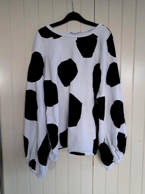 Witte sweater met grote zwarte stippen van Zara, mt.M, Kleding | Dames, Truien en Vesten, Nieuw, Maat 38/40 (M), Wit, Verzenden