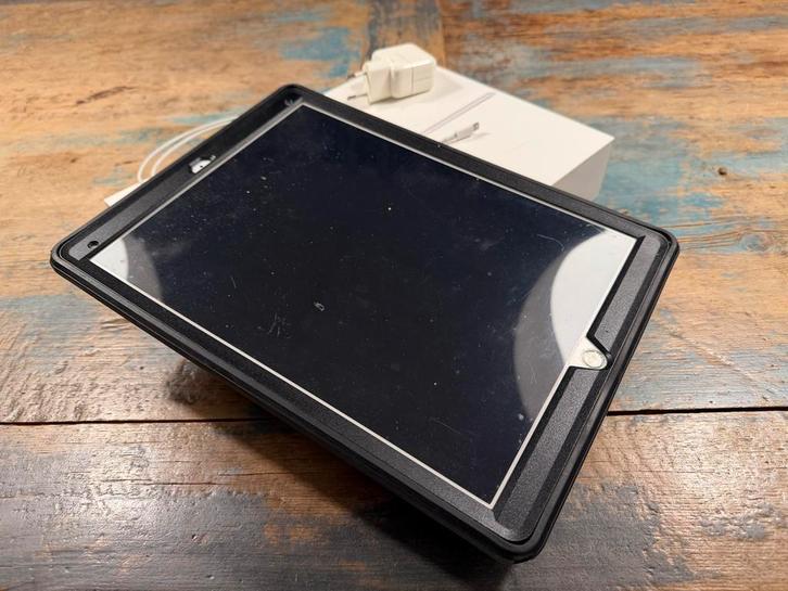 iPad Pro 1e gen. + Otterbox - Zeer Goede Staat, Computers en Software, Apple iPads, Zo goed als nieuw, Apple iPad, 10 inch, 128 GB