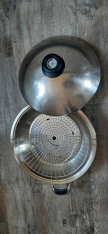 Wok van AMC wokpan 5,6 liter. Grote wok. Hele goede staat! beschikbaar voor biedingen
