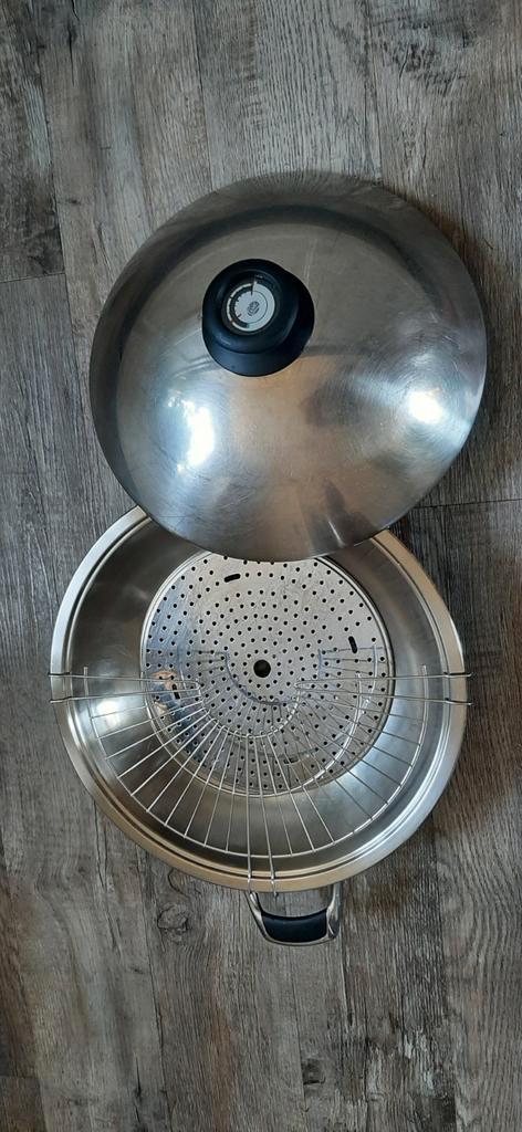 Wok van AMC wokpan 5,6 liter. Grote wok. Hele goede staat!, Huis en Inrichting, Keuken | Keukenelementen, Zo goed als nieuw, Minder dan 100 cm