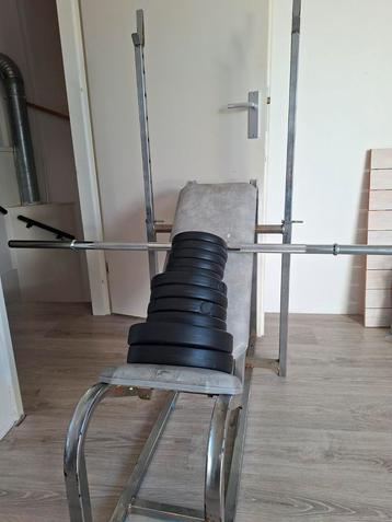 Schuine Fitnessbank met Halter & Gewichten! beschikbaar voor biedingen