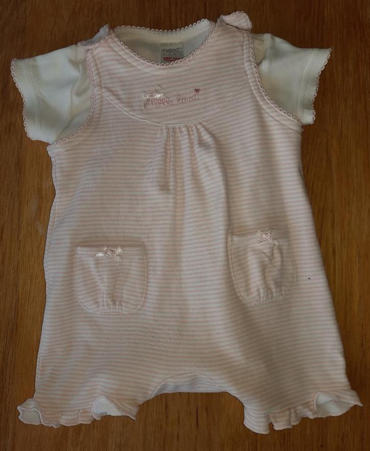 NEXT 2 delige zomerse set salopet met romper 50, Kinderen en Baby's, Babykleding | Maat 50, Zo goed als nieuw, Meisje, Setje, Ophalen of Verzenden