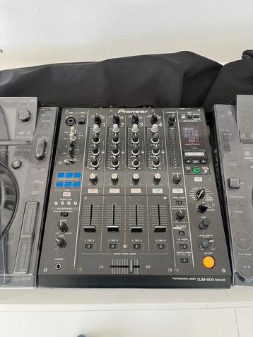 Pioneer DJM 900 Nexus + Decksaver beschikbaar voor biedingen