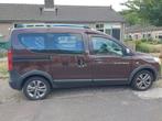 Dacia Dokker 1.2 Tce 115pk S&S 2017 Rood, Auto's, Dacia, Voorwielaandrijving, Stof, Zwart, 4 cilinders