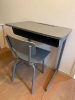 Vintage schoolbankje met stoeltje, grijs, Kinderen en Baby's, Kinderkamer | Tafels en Stoelen, Ophalen, Gebruikt, Tafel(s) en Stoel(en)