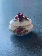 Royal Albert Old country rose.  Doosje voor zoetjes ed, Ophalen of Verzenden