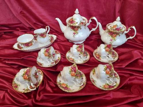 Royal albert old country rose thee servies, Antiek en Kunst, Antiek | Servies compleet, Ophalen of Verzenden