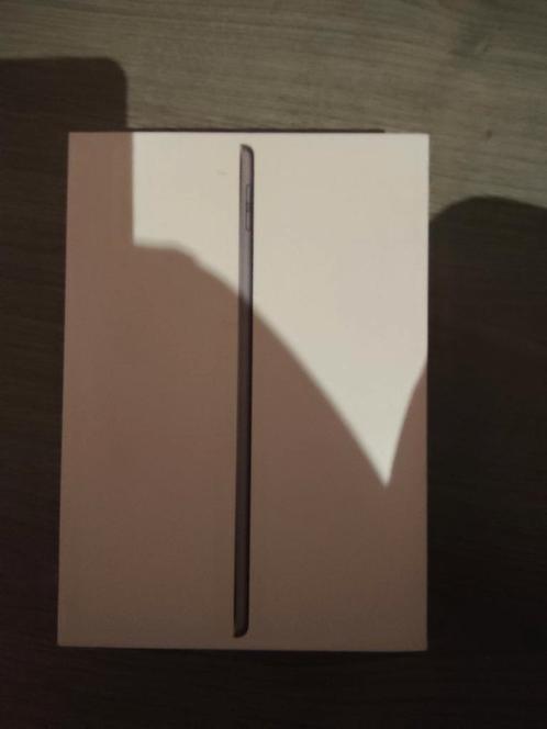 Apple iPad 9th generation, Computers en Software, Apple iPads, Zo goed als nieuw, Overige modellen, 10 inch, 64 GB, Grijs, Ophalen