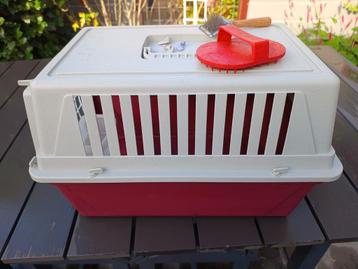 Transport box voor katten/konijnen/cavia beschikbaar voor biedingen