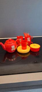 Kinder serviesje (17 delig), Huis en Inrichting, Keuken | Servies, Ophalen of Verzenden, Zo goed als nieuw, Overige stijlen, Bord(en)