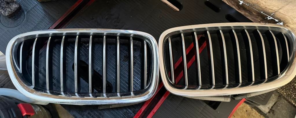 Bmw f10 chrome grill, Ophalen, BMW