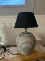 Mooie nette tafellamp met zwarte kap, Huis en Inrichting, Ophalen, Zo goed als nieuw, Stof, Minder dan 50 cm