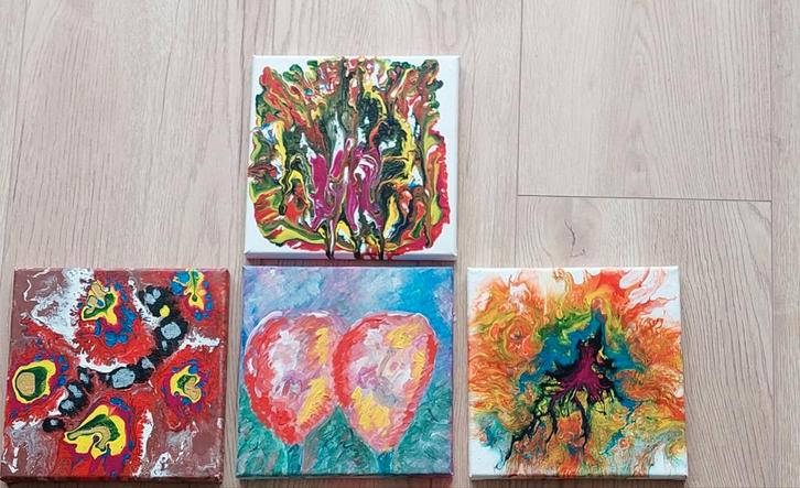 Acrylverf op canvas. Kadotip
Afmeting  20 x 20 centimeter, Antiek en Kunst, Kunst | Schilderijen | Abstract, Ophalen of Verzenden