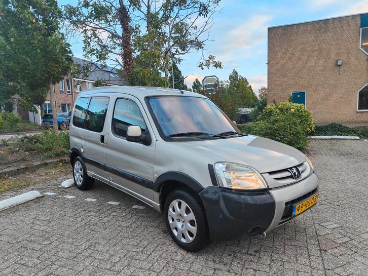 Peugeot Partner 1.6 16V XT Combi 2005 Grijs, Auto's, Peugeot, Particulier, Te koop, Partner, ABS, Airbags, Centrale vergrendeling