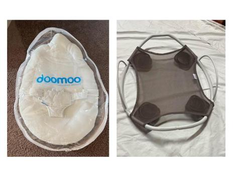 2 delige Doomoo set -Seat + Swing, Kinderen en Baby's, Wipstoeltjes, Zo goed als nieuw, Met gordel(s) of riempje(s), Verstelbaar