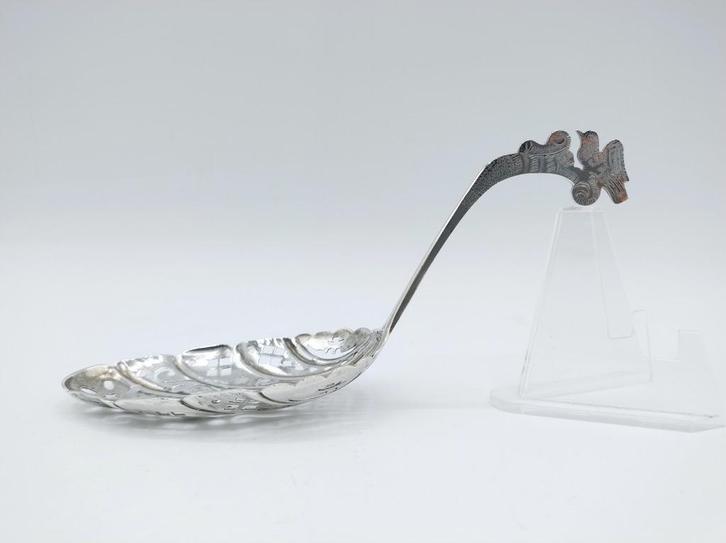 Zilveren strooilepel, G. Peeters, Rotterdam, 1820, Antiek en Kunst, Antiek | Goud en Zilver, Zilver, Verzenden