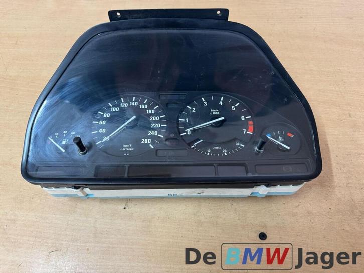 Instrumentenpaneel BMW 7-serie E32 5 serie E34 62118359203, Auto-onderdelen, Dashboard en Schakelaars, BMW, Gebruikt, Ophalen of Verzenden