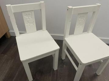 Ikea stoeltjes wit, 2 stuks beschikbaar voor biedingen