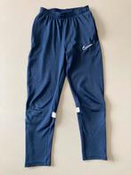 Nike dri-fit trainingsbroek blauw - maat 147/158 cm, Jongen of Meisje, Gebruikt, Ophalen of Verzenden, Broek