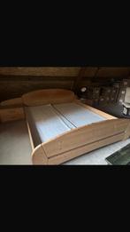 Massief houten bed met auping lattenbodems, Ophalen, Gebruikt, Tweepersoons, Klassiek antiek