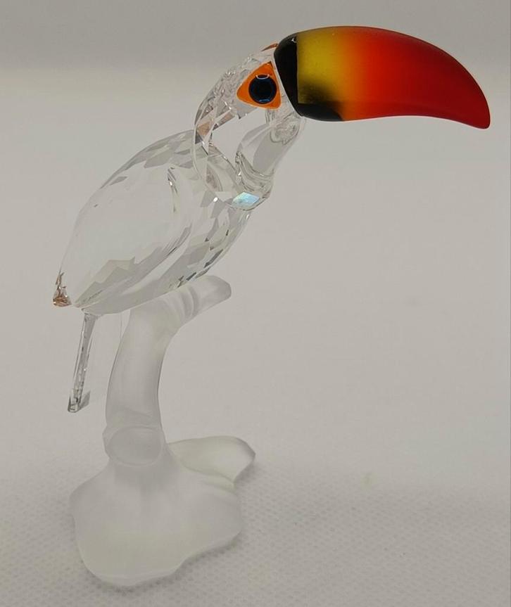 Swarovski toekan, Verzamelen, Swarovski, Zo goed als nieuw, Figuurtje, Ophalen of Verzenden