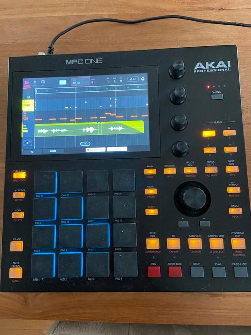 Akai MPC ONE- standalone, Muziek en Instrumenten, Samplers, Zo goed als nieuw, Ophalen