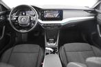 Skoda Octavia Combi DSG *1ste Eigenaar*Navigatie*Stoelverwar, Stof, Gebruikt, Euro 6, 3 cilinders