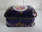 Schattig doosje porselein met mooie sluiting, ringendoosje, Antiek en Kunst, Ophalen of Verzenden